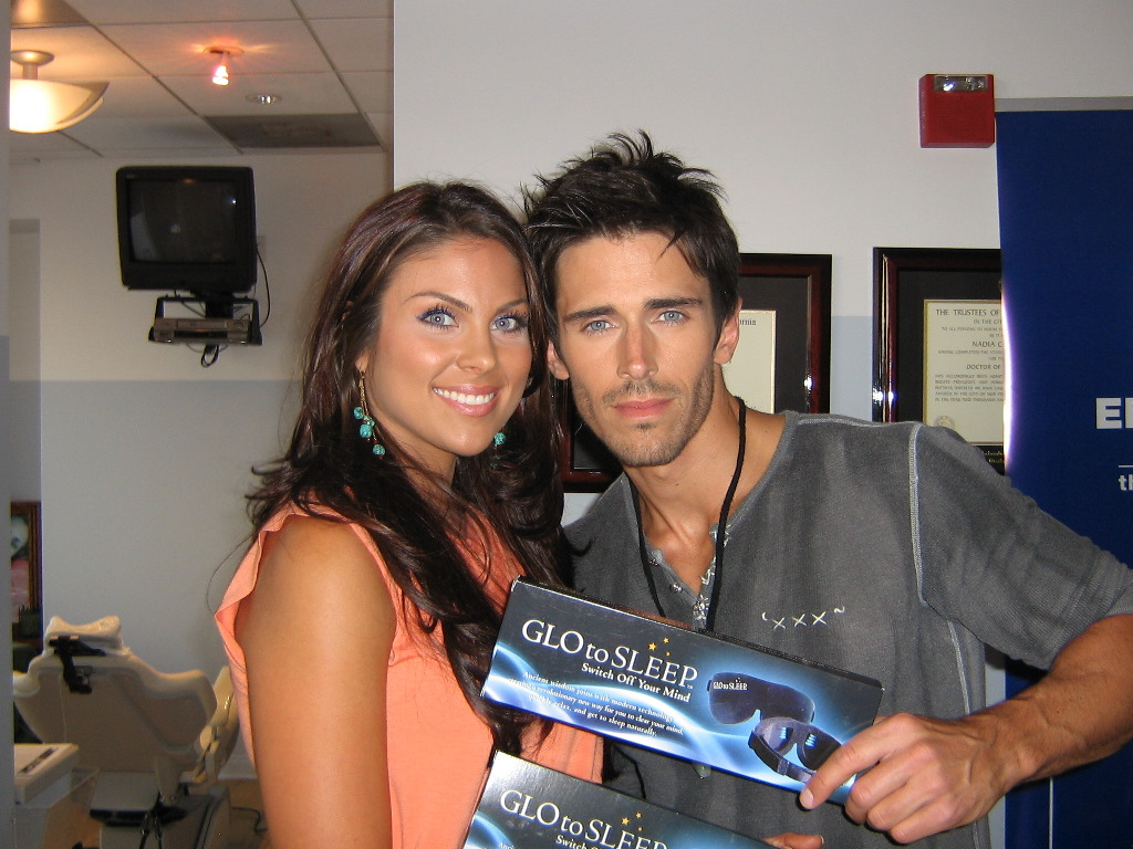  Nadia Bjorlin & Brandon Beemer 