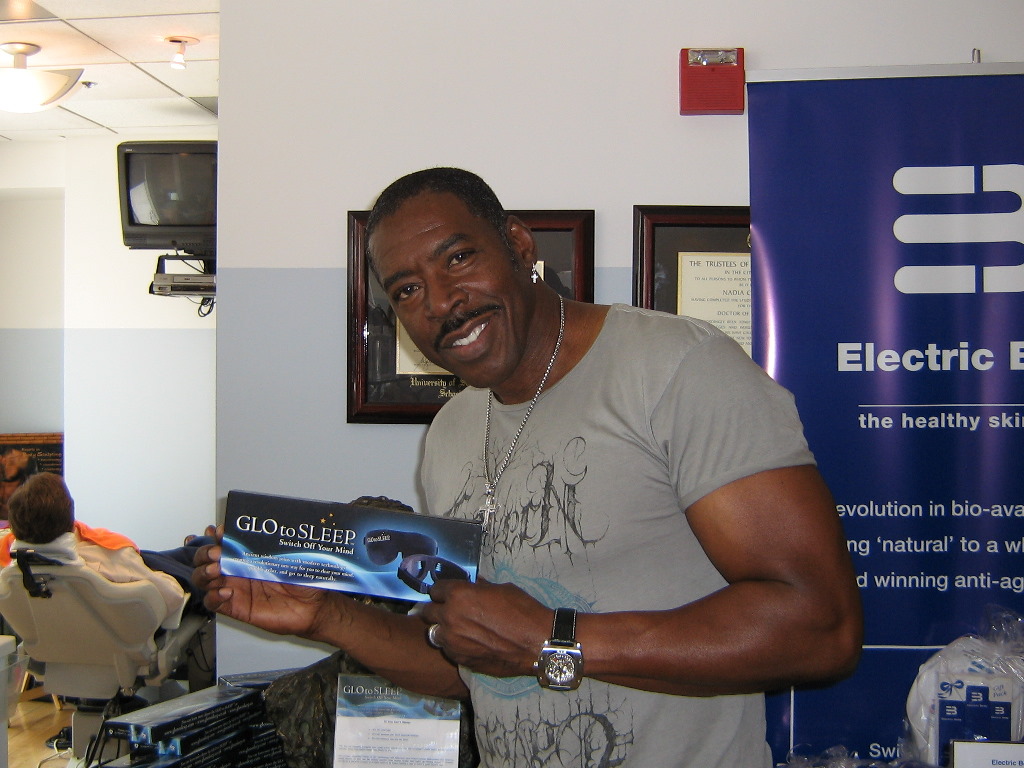  Ernie Hudson 